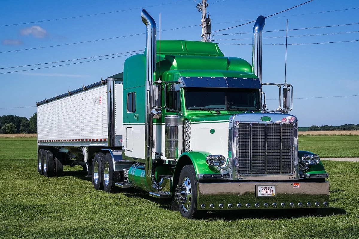

Green Piterbilt Hromium Truck PMD426 custom print fabric poster for wall decor room decor home decoration (frame available)