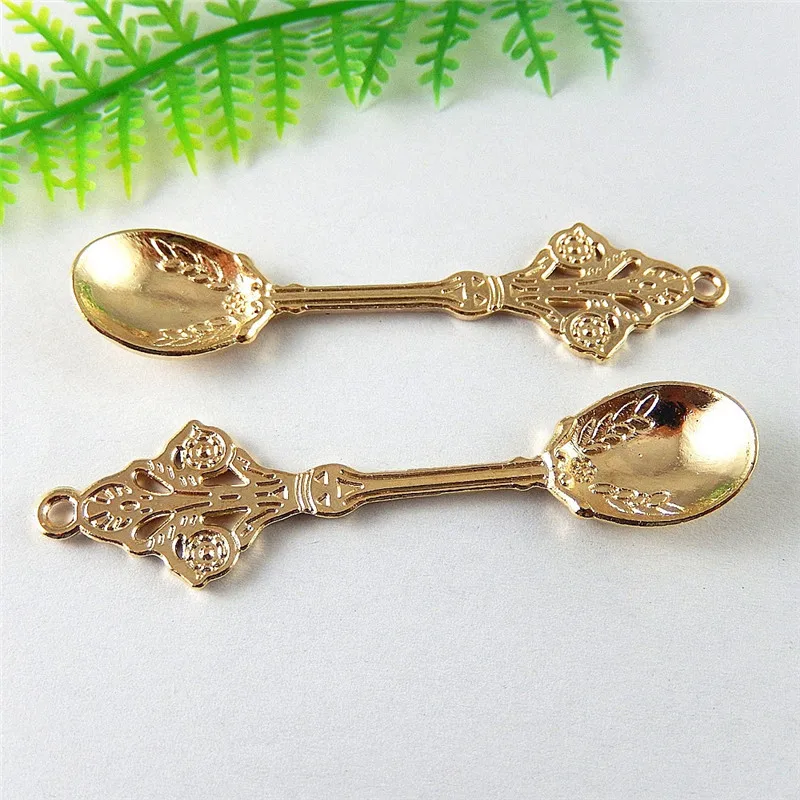 

10pcs/lot Trendy Gold Flower Spoon Shape NecklaceNecklace Pendant 63*14mm Punk Gift Jewelry Craft Charm Accessories Fine 51386