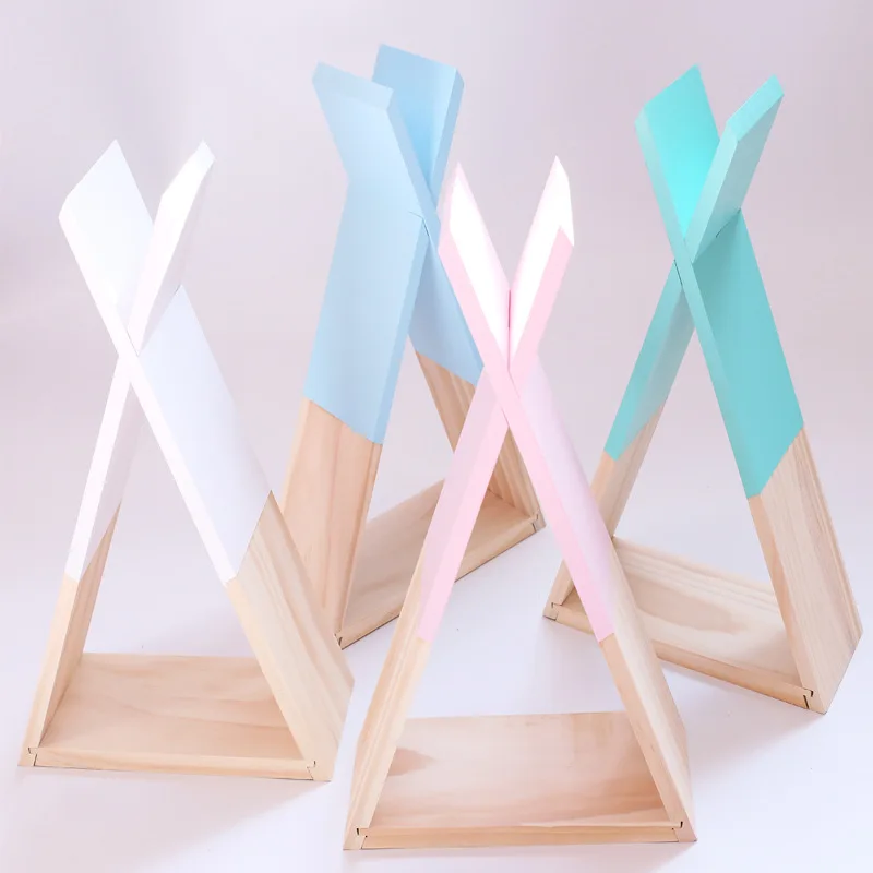 Tanie Nowoczesne drewniane wiszące Trigon półka piękny pokój dziecięcy diy wystrój praktyczne książki ozdoby uchwyty do przechowywania dekoracja ściany stojaki