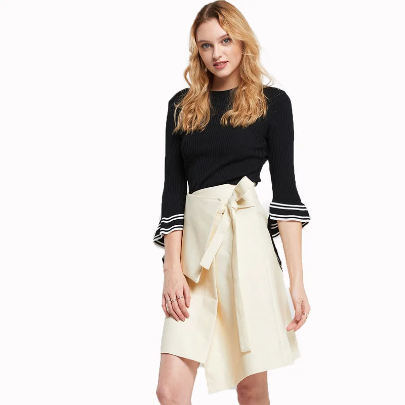 

autumn western style fashion cute slim striped three quarter sleeve flare sleeve SML XL thin fabric woman's Casual knitwear