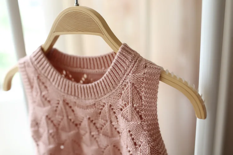 2017 spring and autumn hot baby girls knitting sweater vest kids children personality sweater infant baby cotton sweater (3)