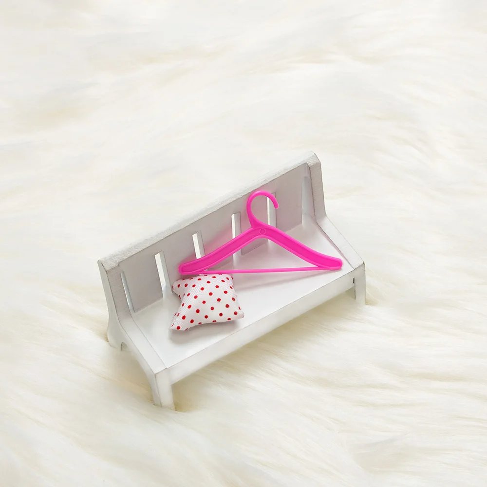 20Pcs/bag Pink Hangers for Dolls Dress Clothes Accessories Plastic Hangers Toy Girls' Gifts