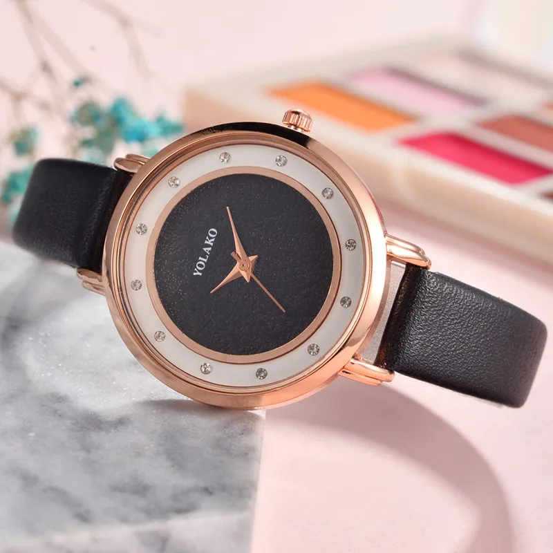 

Dropshipping New 2019 Hot Selling Fashion Trend Women Bracelet Watch Leather Strap Rhinestone Quartz Wristwatch bayan kol saati