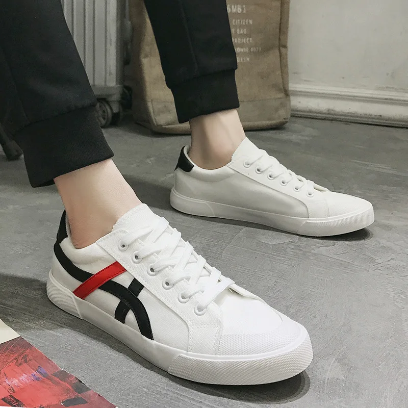 

New Men's Vulcanize Canvas Shoes Low Cut Lace Up Fashion Sneakers Student Outdoor Trend Creepers Shoes Brand Design High Quality