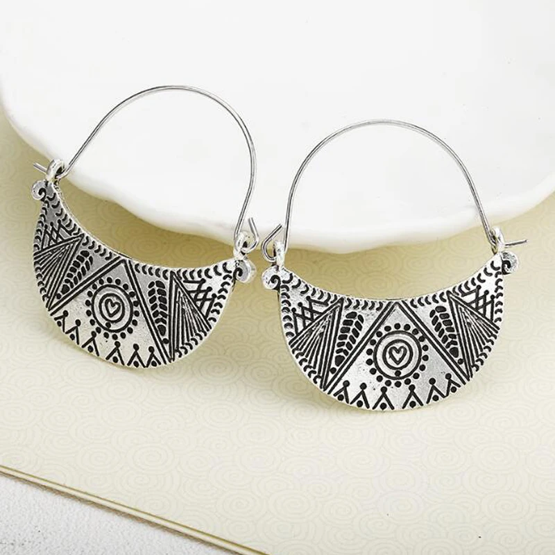 

SexeMara 2019 Hot Retro Antique Silver Geometric Earrings Hollow Earring Vintage Brincos Brand Hoop Earrings For Women Gifts