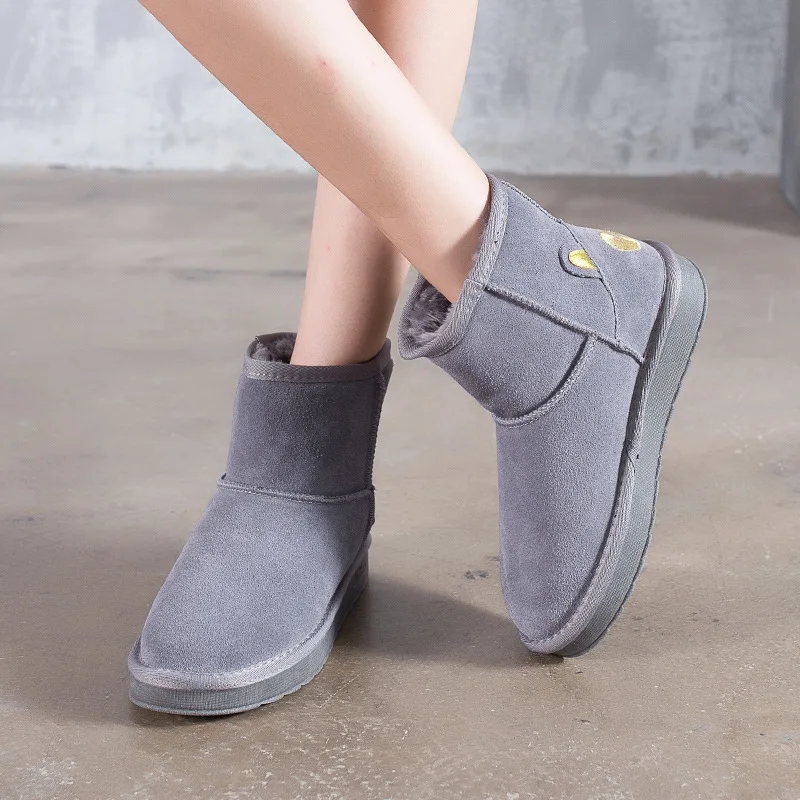 

Female Snow Boots Winter Boots women flat Scrub cowhide 2018 Shoes Botas Mujer Botas femininas de inverno embroidery Black gray