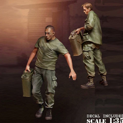 

Assembly Unpainted Scale 1/35 Vietnam auto soliders figure Historical Resin Model