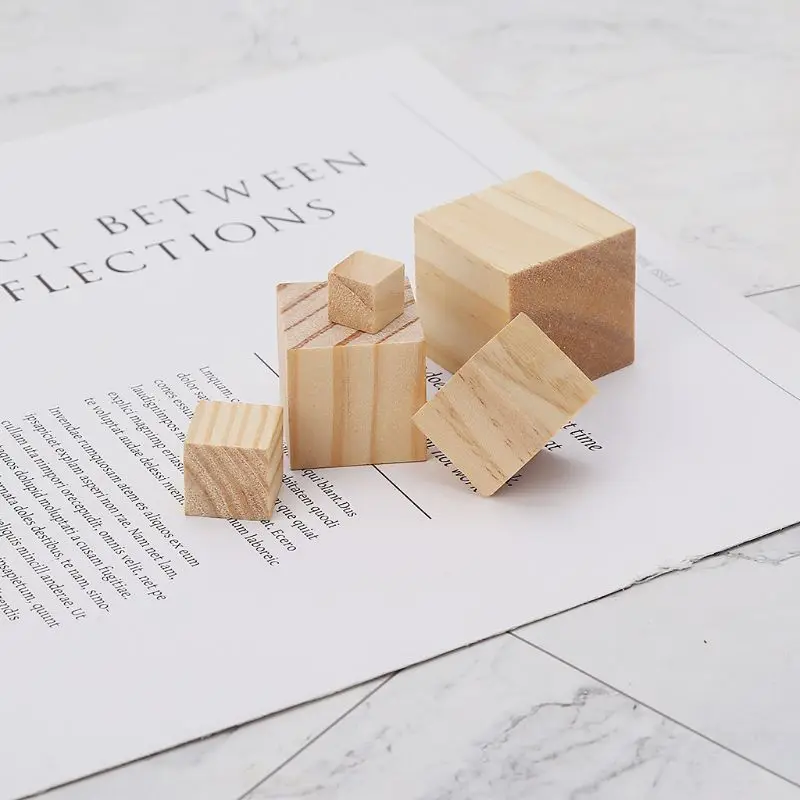 

Wooden Square Blocks Unfinished Wood Solid Wood Cube Mini Cubes DIY Woodwork Craft Embellishment for Wedding Christmas Party