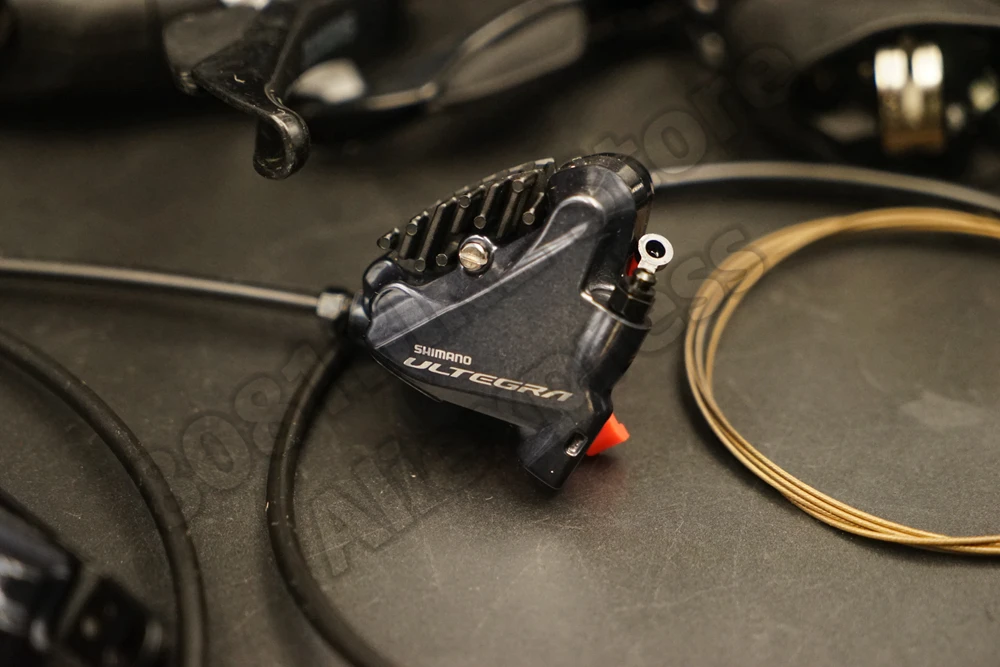 シマノST-RS685 + BR-RS785/BR-R8070油圧postmountディスクブレーキのセットfw/rw-2x11-speed、RS685、RS785、R8070