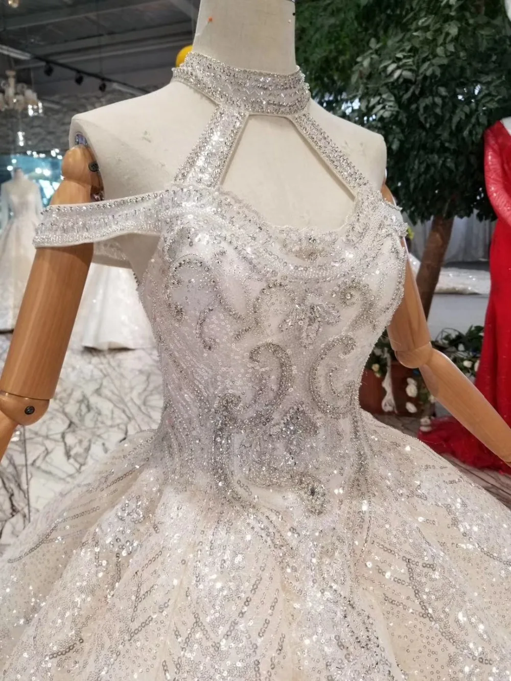 wedding dress 2019