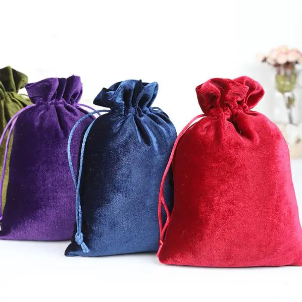 

10pcs/lot 10*15, 12*14, 13*18, 25*30 cm Red/Purple/Green/Blue Soft Silk Velvet Drawstring Pouches Wedding Gift Bags Candy Bag