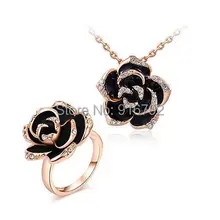 Free P & P ** ROXI-Conjunto de 2 piezas de joyería, collar de cristales auténticos con incrustaciones en forma de Rosa Negra
