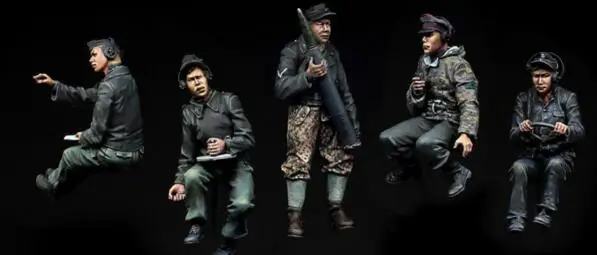 

1/35 Resin Kits King Tiger Crew in Action 5pcs/set (no tank)