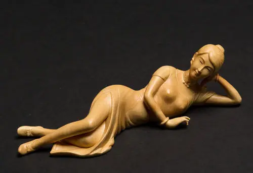 

18X5.5X5 CM Detailed Carved Boxwood Carving -Pretty Girl Woman Lady