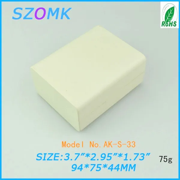 plastic enclosure (1).jpg