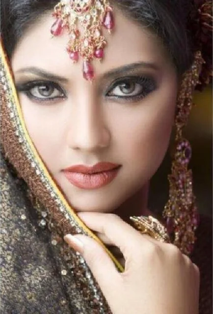 5d-diy-Diamond-painting-India-beauty-diamond-embroidery-full-home-decoration-Diamond-girl-picture-rhinestone-craft444.jpg_640x640