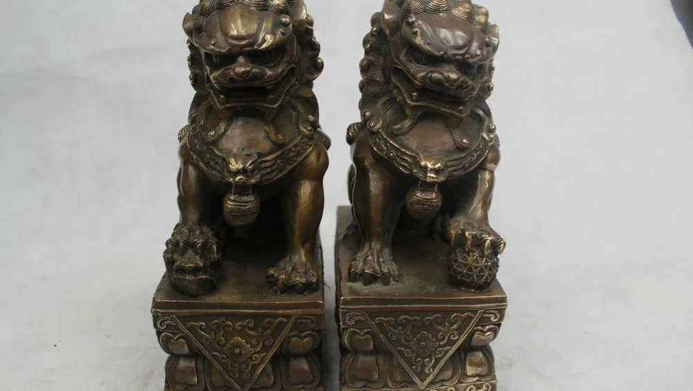 

10"Chinese Folk Pure Bronze excellent Lucky Lifelike Lion Statue Pair