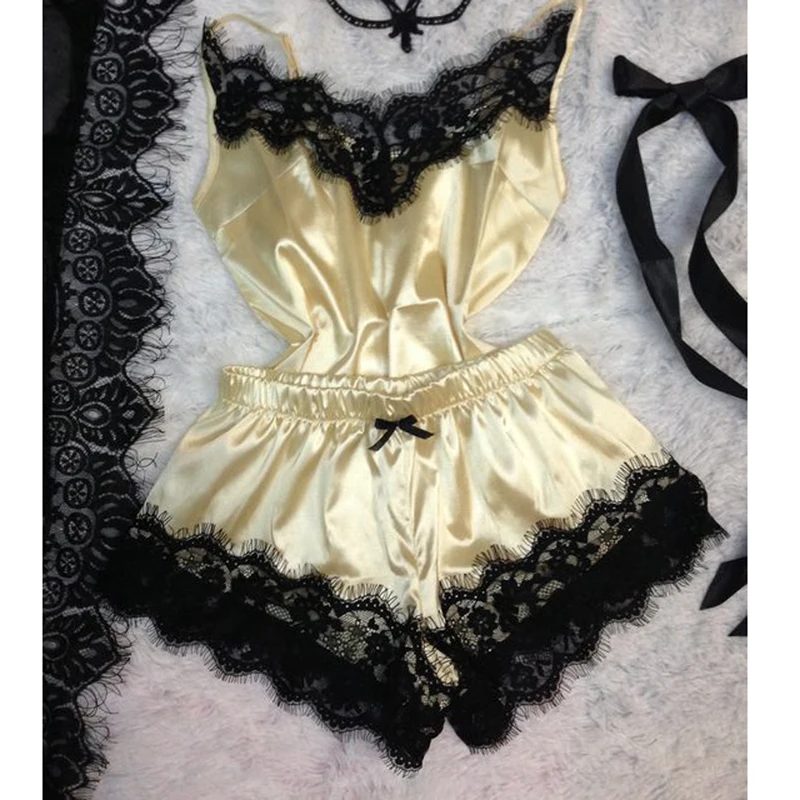 

Sleep Pajama Set Sexy Satin Sleepwear Women Summer Pyjama Femme Fashion Pajamas for Women with Lace Chest 2019 new