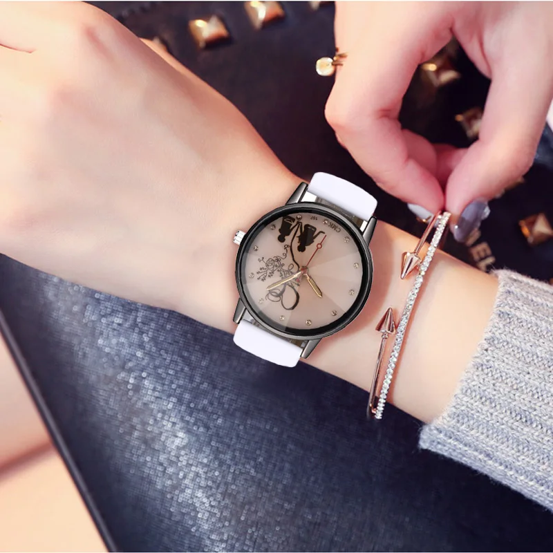 76 Koleksi Gambar Romantis Tangan Sepasang Kekasih Gratis Terbaik