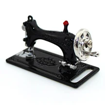 Горячая Распродажа, металлическая швейная машина, кукольный домик, миниатюрные украшения, 1:12, шкала, Длина 3,5 см, черный цвет