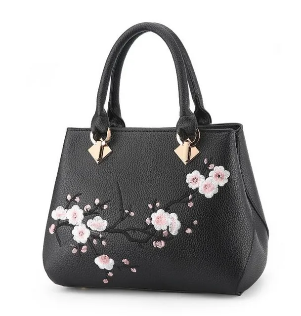 popular handbags 2018