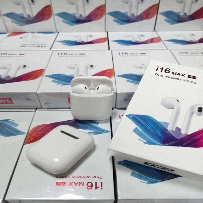 i16 max airpods