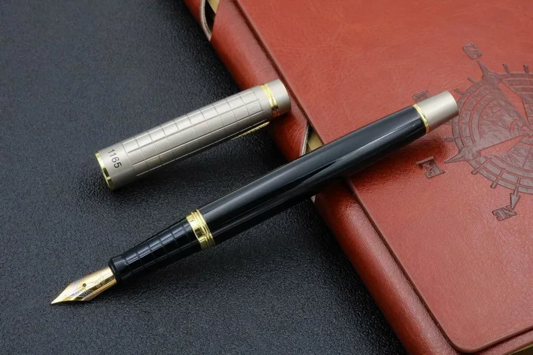 

WINGS BLACK pen new 0.5mm Metal Pen Golden fountain Pen
