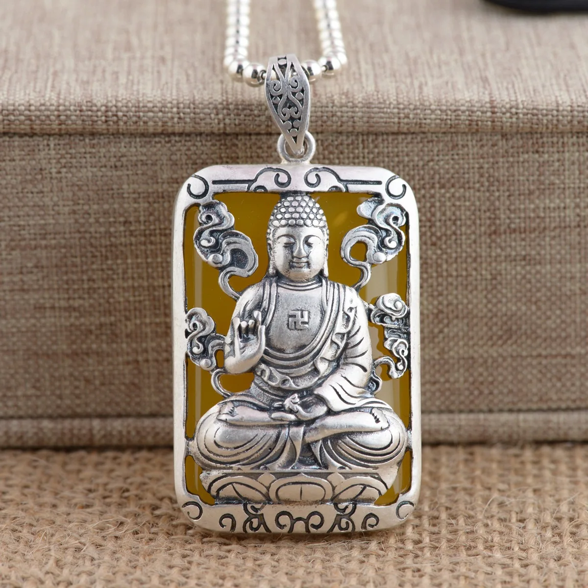 

925silver Deer King jewelry Zodiac natal Buddha Pendant pendant chalcedony gift wholesale.