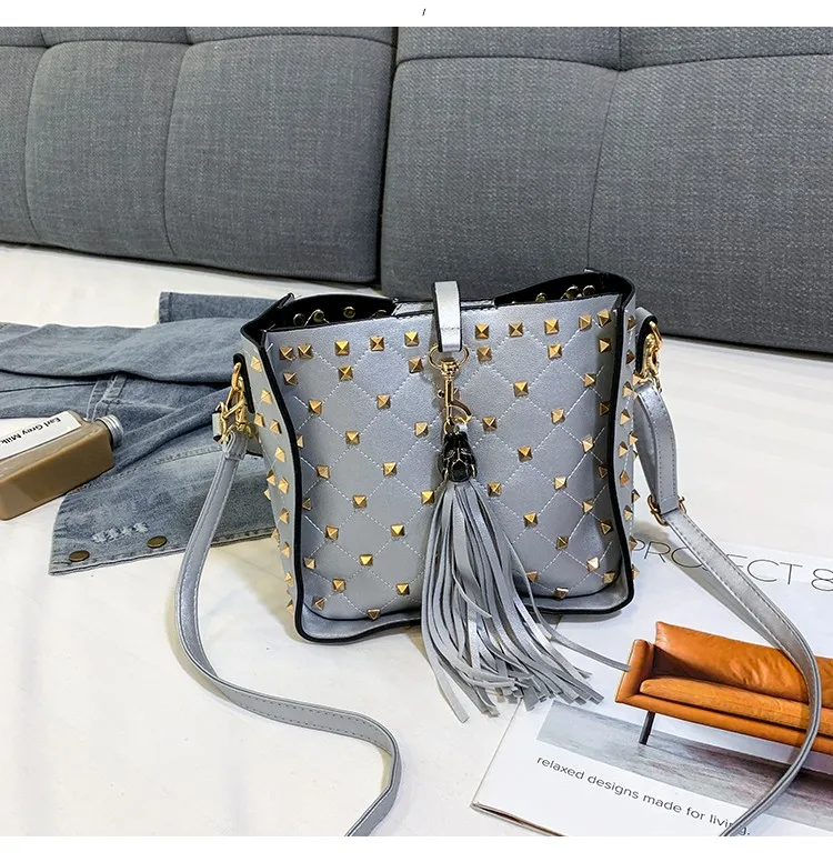 2 комплекта роскошных сумок, женские сумки, дизайнерская сумка через плечо из искусственной кожи в стиле панк с заклепками, женские ручные сумки, сумки через плечо для женщин - Цвет: Серебристый