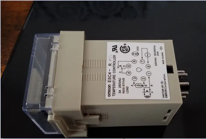 Keenso 1 STÜCK Omron Digitaler Temperaturregler Thermostat mit K-Typ Thermoelementsonde E5C4-R 