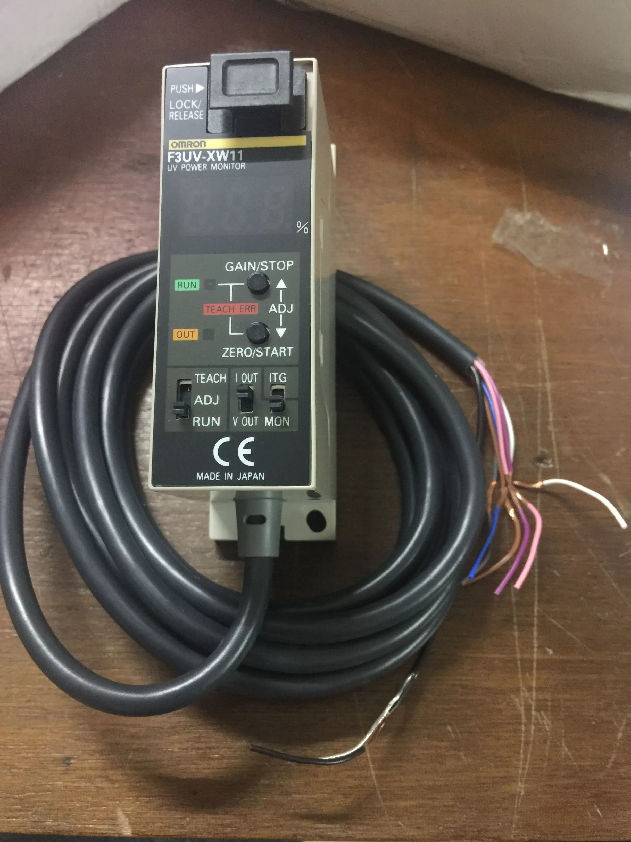 Фотоэлектрический выключатель F3UV-XW11 Omron | Обустройство дома
