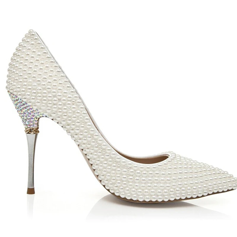 ivory pointed toe wedding shoes