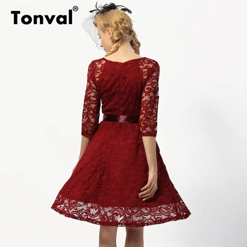 Женское винтажное кружевное платье Tonval праздничное темно синего цвета с
