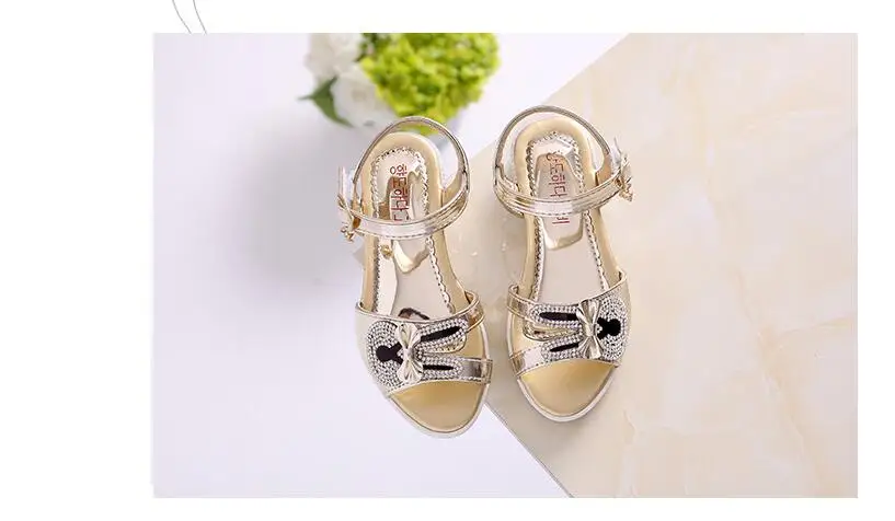 girls sandals (83)