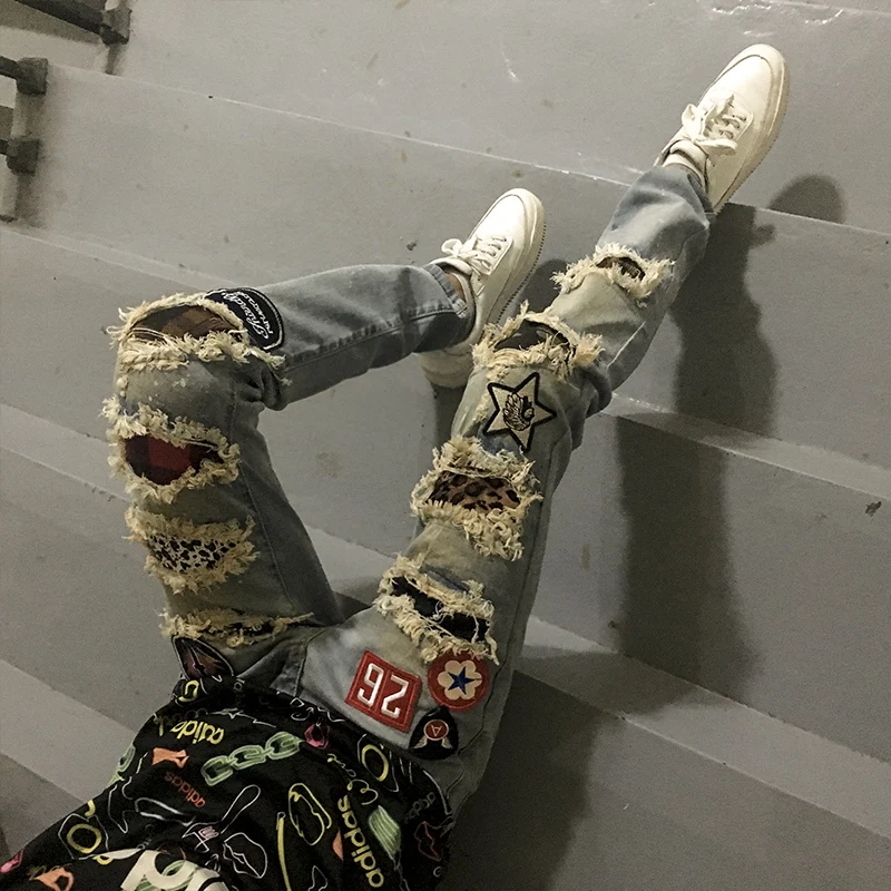 New Scratched Destroyed Hole Men's Jeans Zippers Slim Fit Men Ripped Skinny Biker Embroidery Print Jeans Slim Fit Denim Pants