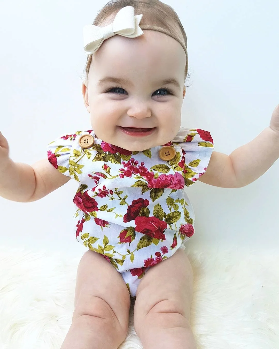 Floral Romper Image 5