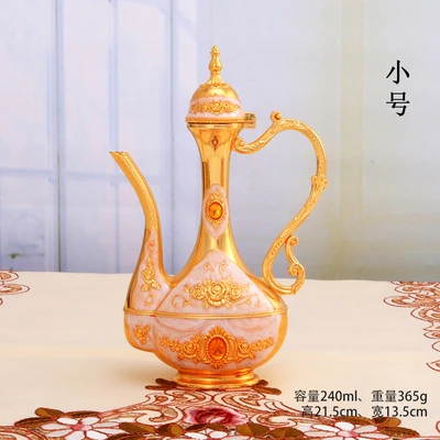 

Household Creativity, Individuality, European High-end Luxury Small metal jug Liquor Distributor for Wedding and Festival Sup