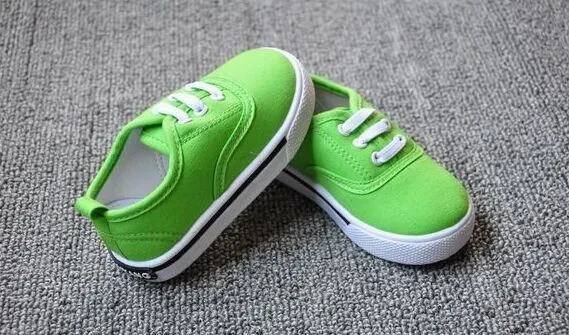 Стельки 13~ 16,2 см детские яркие одноцветные обувь для детей для маленьких мальчиков кроссовки девушки парусиновые спортивные туфли