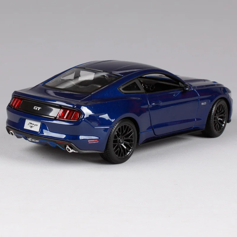Ford Mustang gt 2015 синий
