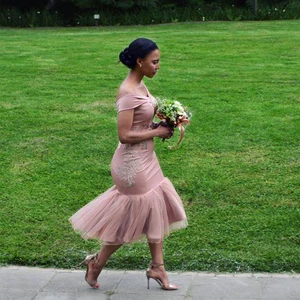 Bridesmaid Dresses Blush Pink Country Off Shoulder Wedding Party Guest Dresses Slim Arabic Dubai Junior Maid of Honor Dress Bridesmaid Dresses Blush Pink Country Off Shoulder Wedding Party Guest Dresses Slim Arabic Dubai Junior Maid of Honor Dress