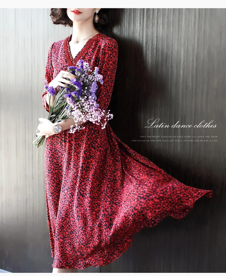 Лето Новое Женское вышитое бисером Настоящее шелковое Высококачественное элегантное винтажное платье красное платье с рукавом три четверти