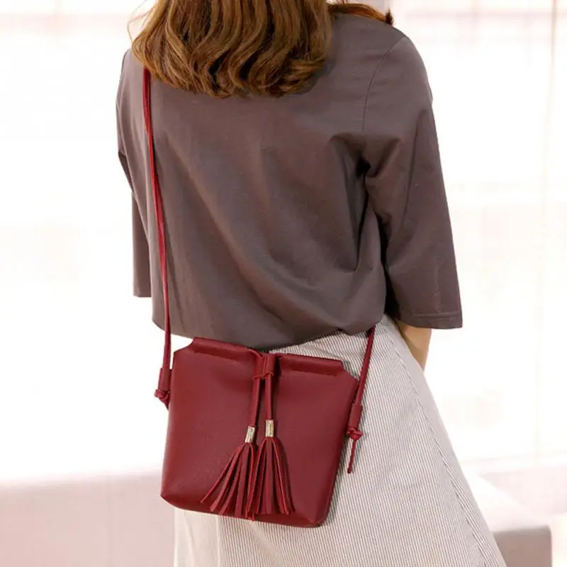 أزياء النساء حقيبة كتف السيدات شرابة رسول حقيبة الهاتف المحمول محفظة نسائية للعملات المعدنية حقيبة الإناث دلو الرباط Crossbody حقيبة ~