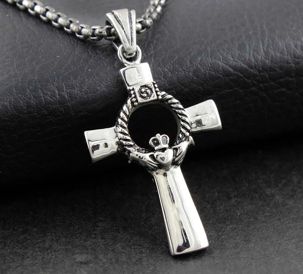 WOMENS LOVE, FRIENDSHIP & LOYALTY IRISH CLADDAGH CROSS PENDANT NECKLACE