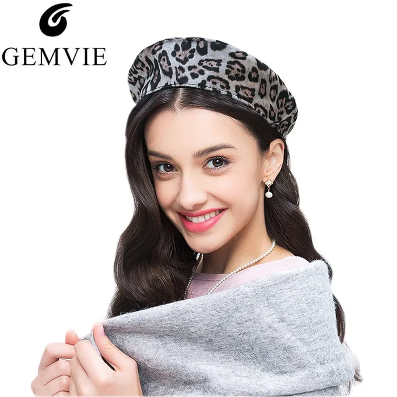 

Europe Style Women Berets Caps Fashion Leopard Print Flat Top Velvet Beret Cap Adjustable Painter Hat