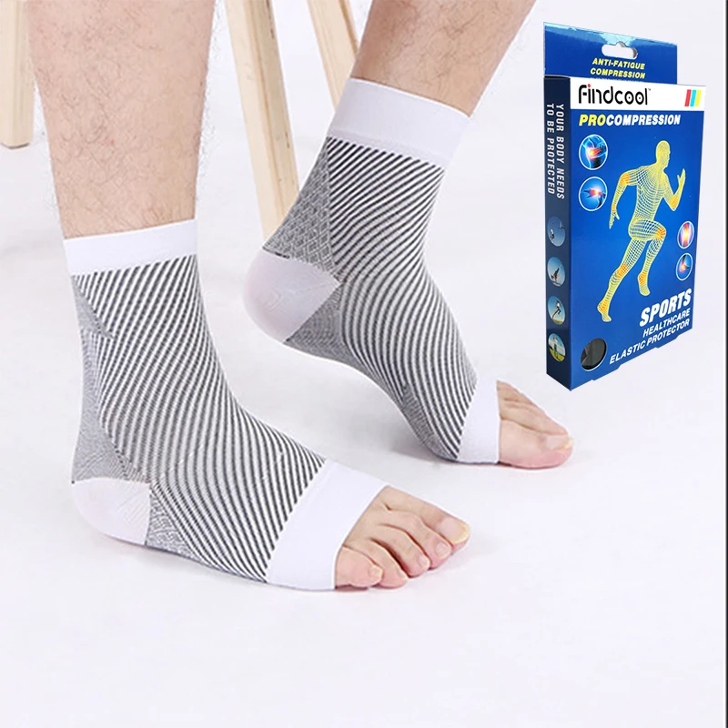 

Plantar Fasciitis Socks for Women Compression Foot Sleeves for Arch Support Increases Cirulation Relieve Pain Eases Swelling 11E