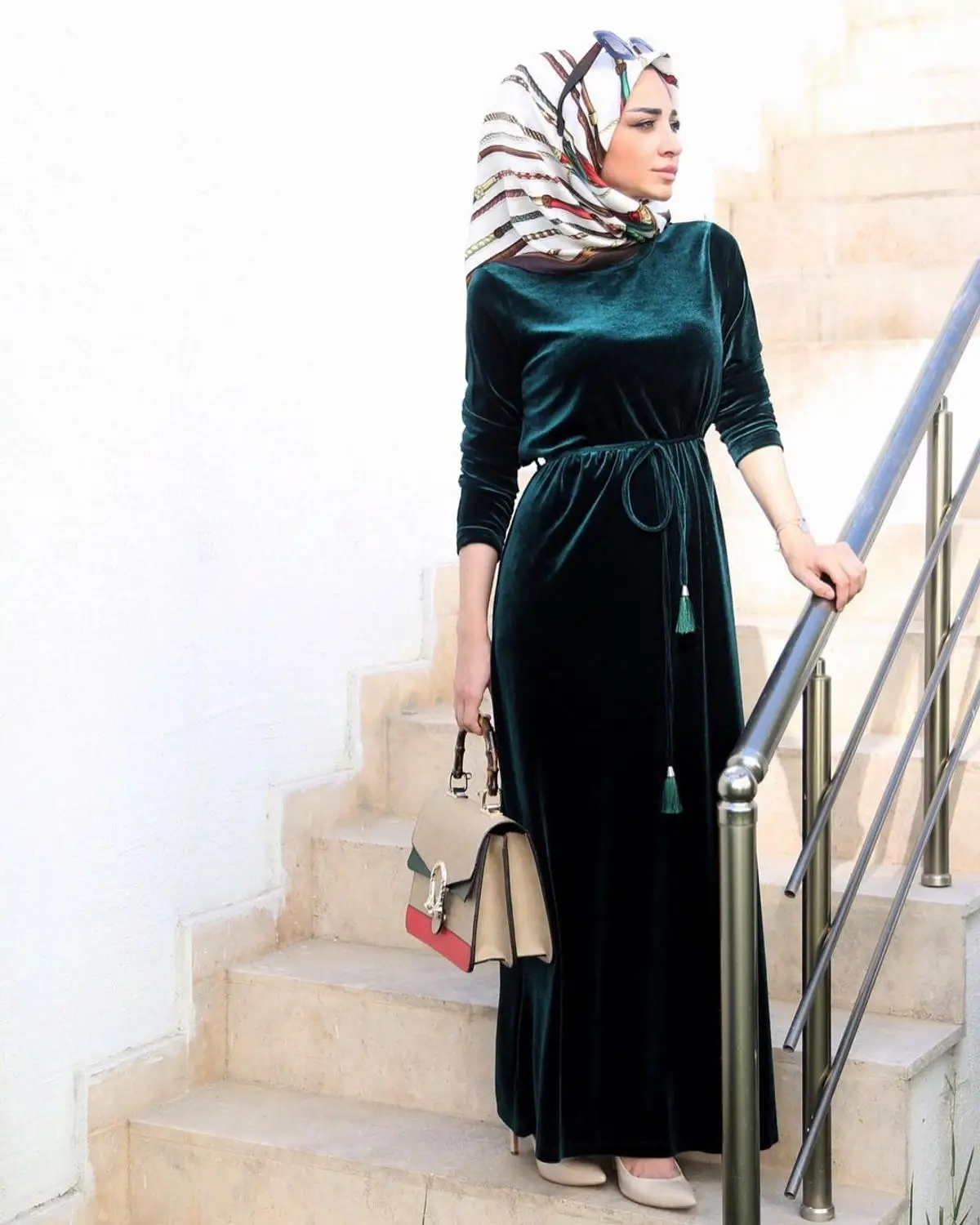 Элегантные мусульманские вельветовые платья Abaya Jubah одежда для Среднего Востока