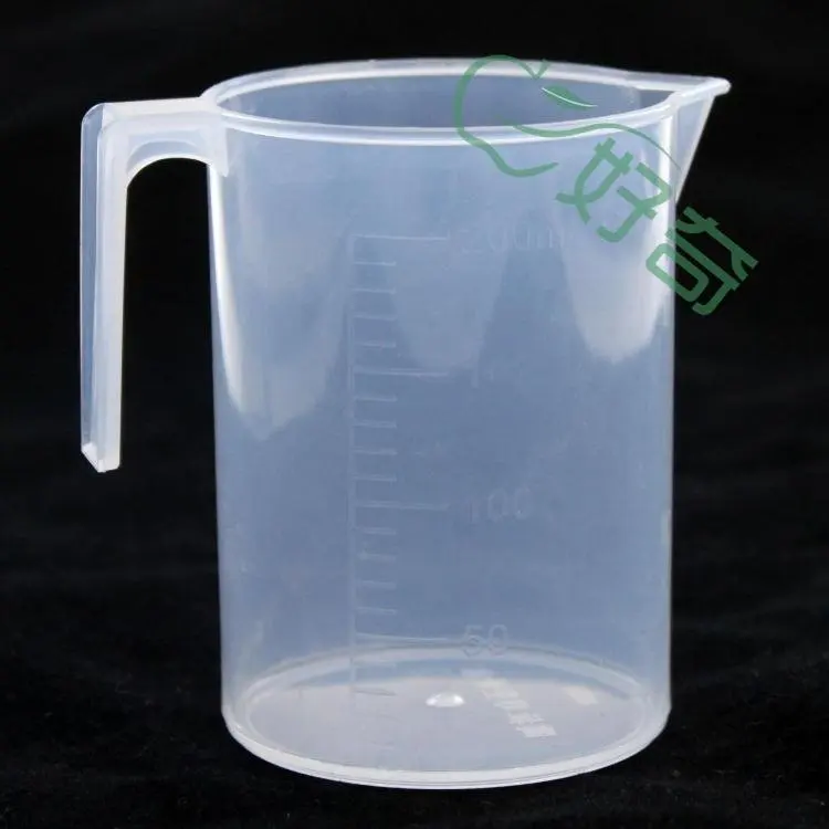 laboratory jugs ,plastic measuring jugs 200ml ,with different capacity