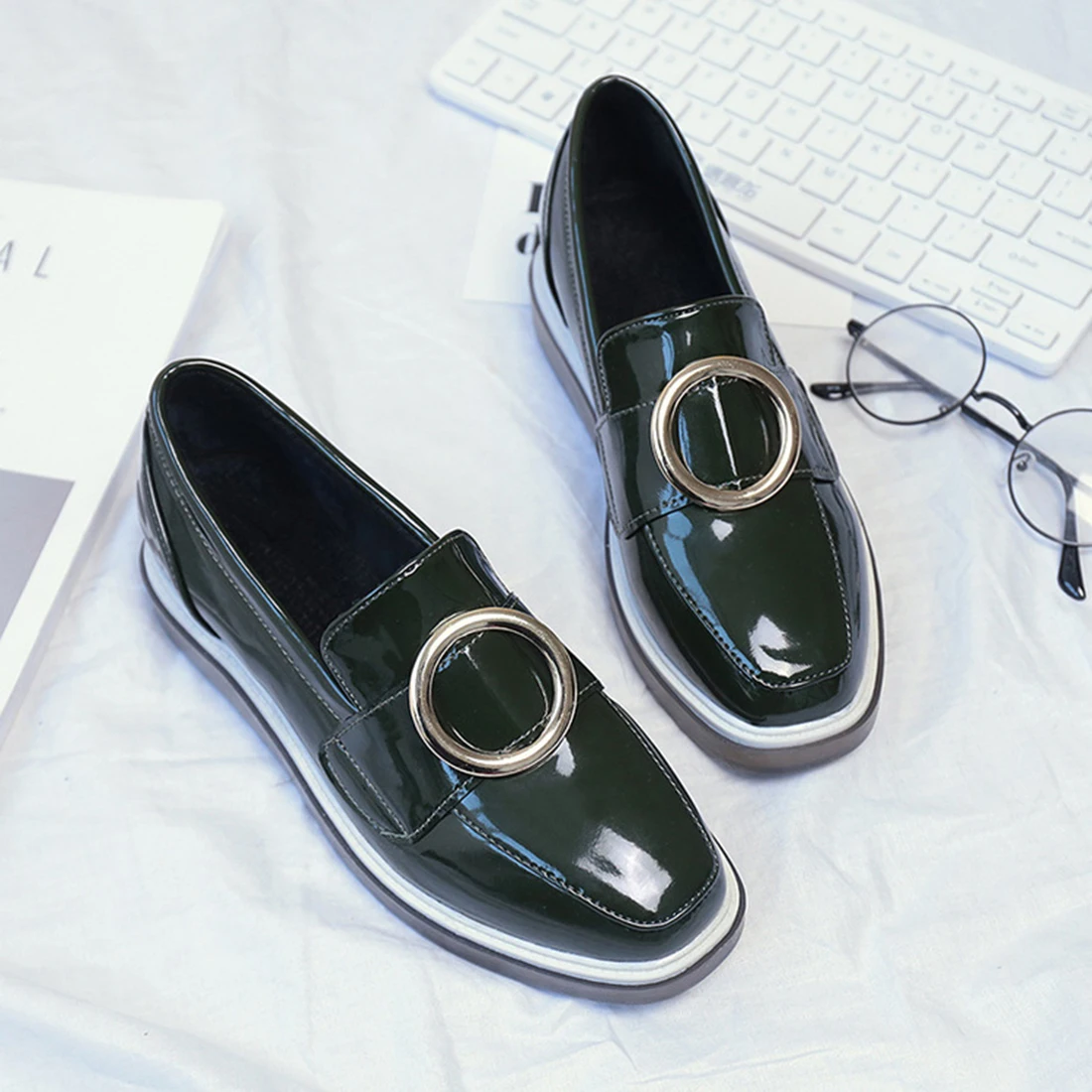 

Bottom sole square toe Loafers Slip On flat platform metal Women glossy Buckle solid shoes ladies England chaussure femme