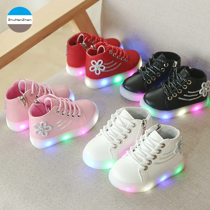 

2018 1-5 years old baby girls boots LED glowing flowers princess shoes high quality kids sports shoes fashion short boots