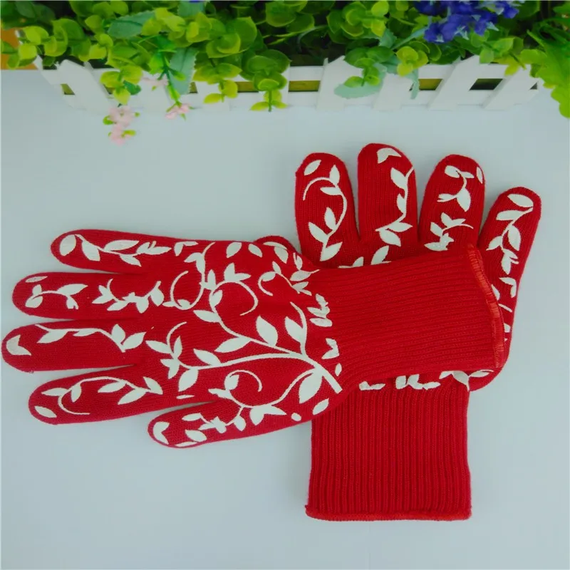 

Factory supply Red Heat Resistant Gloves,BBQ Grilling Cooking Gloves , Versatile for Kitchen